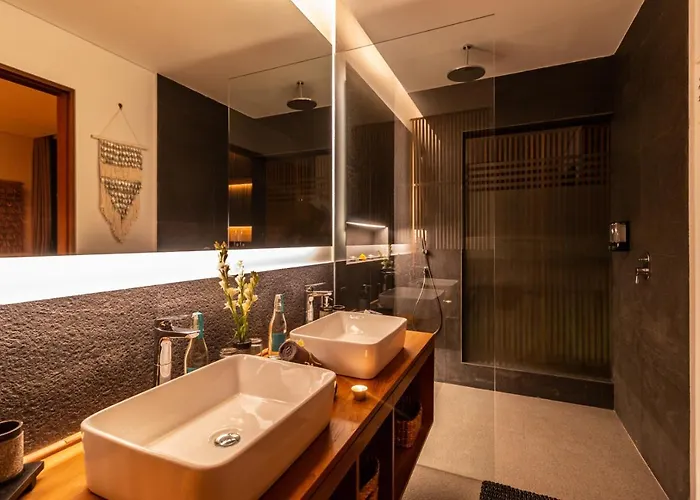 Promo Luxury 4bd In Hotspot With Huge Private Pool Villa Seminyak (Bali)